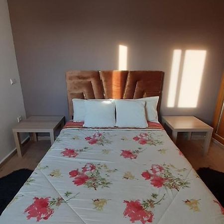 Superbe Appartement En Plein Centre Ville Κενίτρα Εξωτερικό φωτογραφία