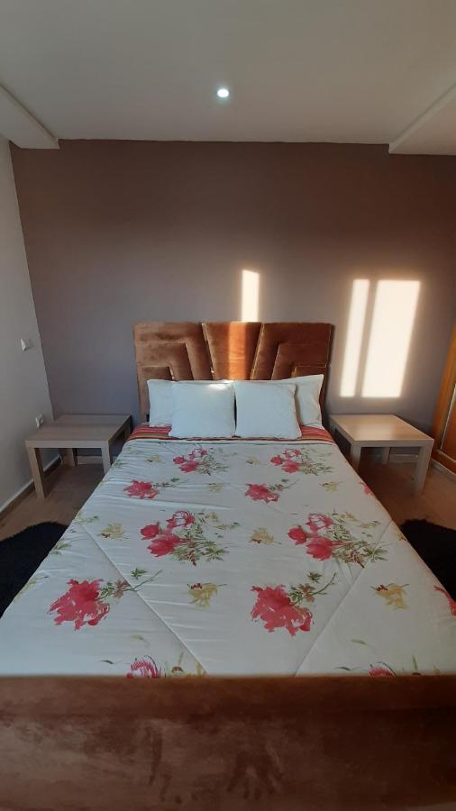 Superbe Appartement En Plein Centre Ville Κενίτρα Εξωτερικό φωτογραφία